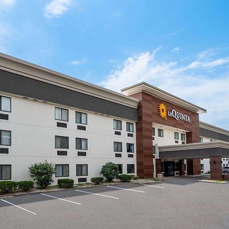 La Quinta Inn By Wyndham Indianapolis Airport Executive Dr Bagian luar foto